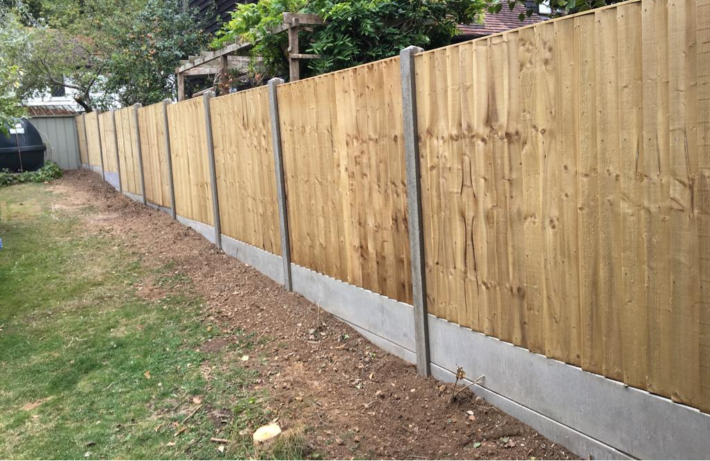 Garden landscaping and fencing in Kent